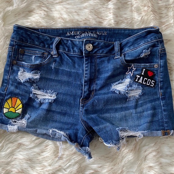 American Eagle Outfitters Pants - American Eagle size 10 high rise Shorties